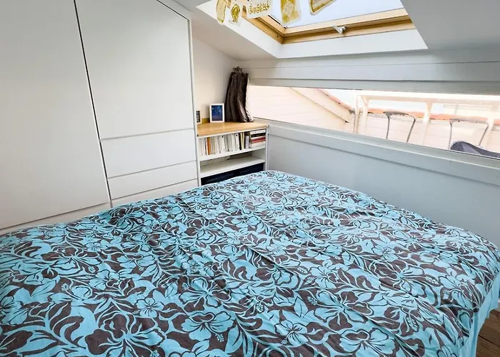 Family Beachfront With Ocean Views